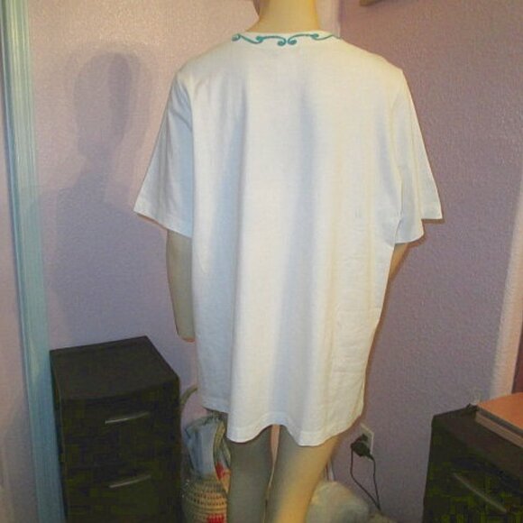 NEW Ulla Popken EMBROIDERED Blouse Size 2X TUNIC Top V-NECK Short Sleeve COTTON - Picture 6 of 7